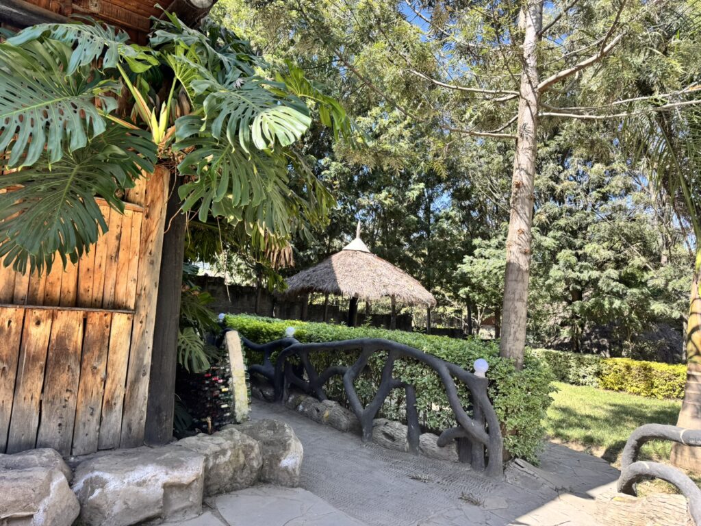 Dove Nest Lodge grounds